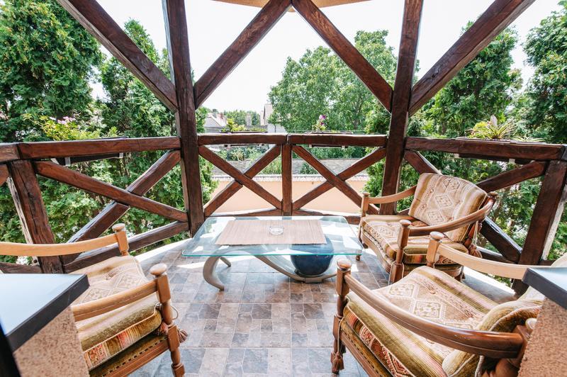 Pogled sa terase vila sentandreja